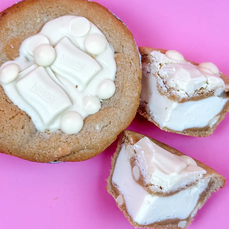 Individual Cookie Pie - Milky Bar Topped 0