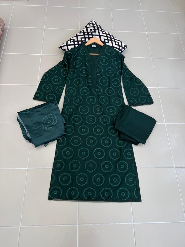 Product Introduction of 3 pc dhanak fabric Chickenkari long shirt suit with dupatta , organza detailing on daman and sleeves Womenswear 6
