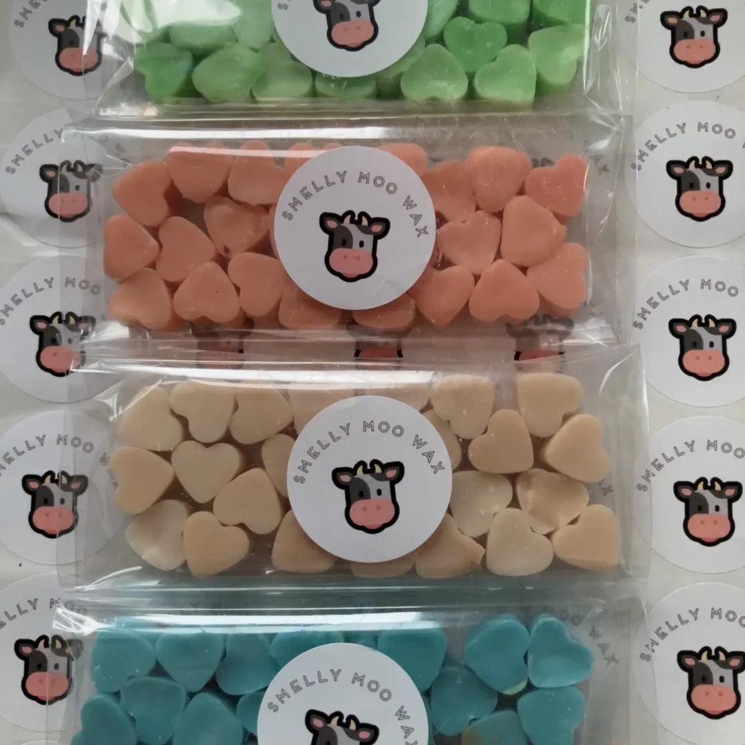25 small love hearts any smell available on our options