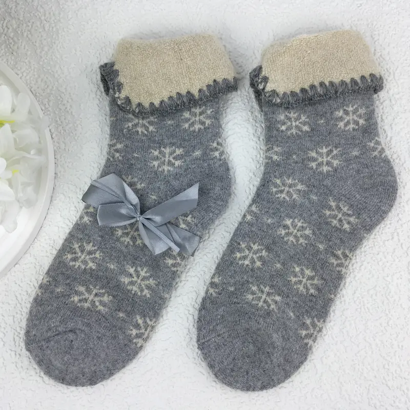 Warm And Cozy Slipper Cuffed Socks With Snowflake Prints for Women 3