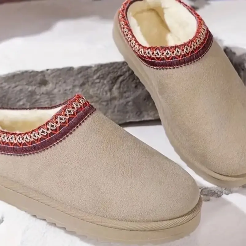Autumn Winter Warm Suede Braided Outdoor W Slippers Fashion Genuine Leather Fluffy Fur Lining Shoes for Autumn Winter Flat Sole and Platform Sole 2 Styles Optional Women's Autumn Winter Warm Suede Braided Outdoor Slippers with Fluffy Fur Lining - Girl gif 6
