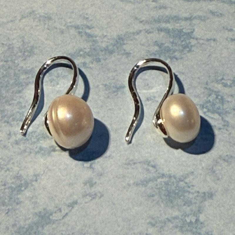 Pearl Drop Earrings - Perfect for Any Occasion 5