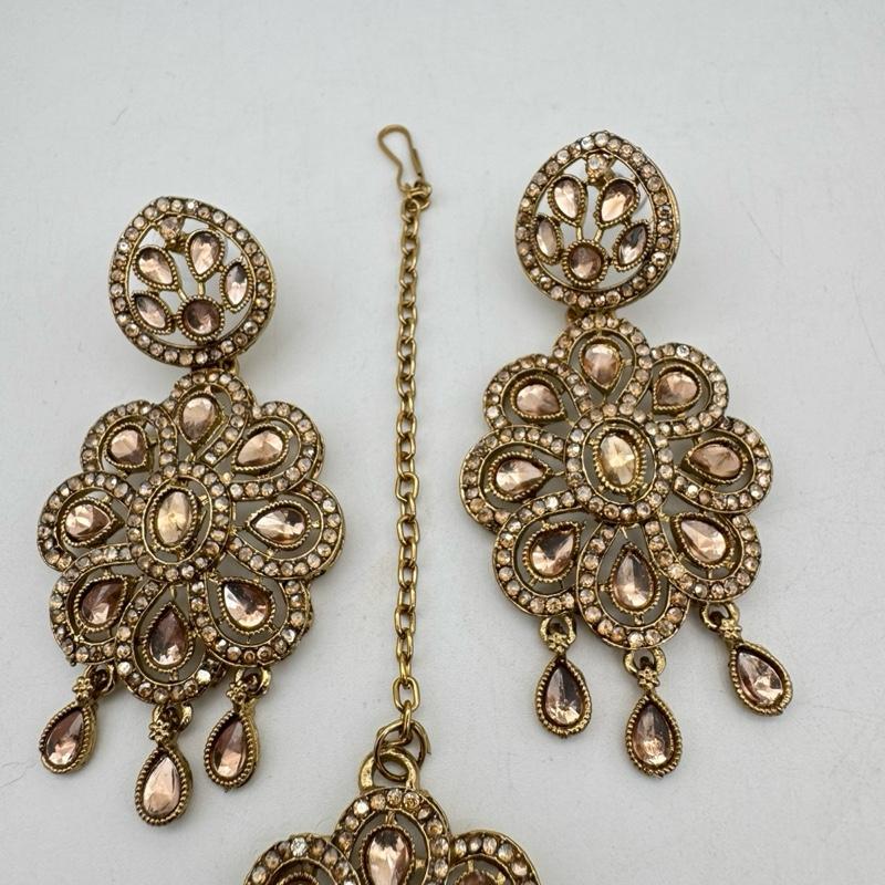 JC1871 earring and tikka kundan style full gold colour 1