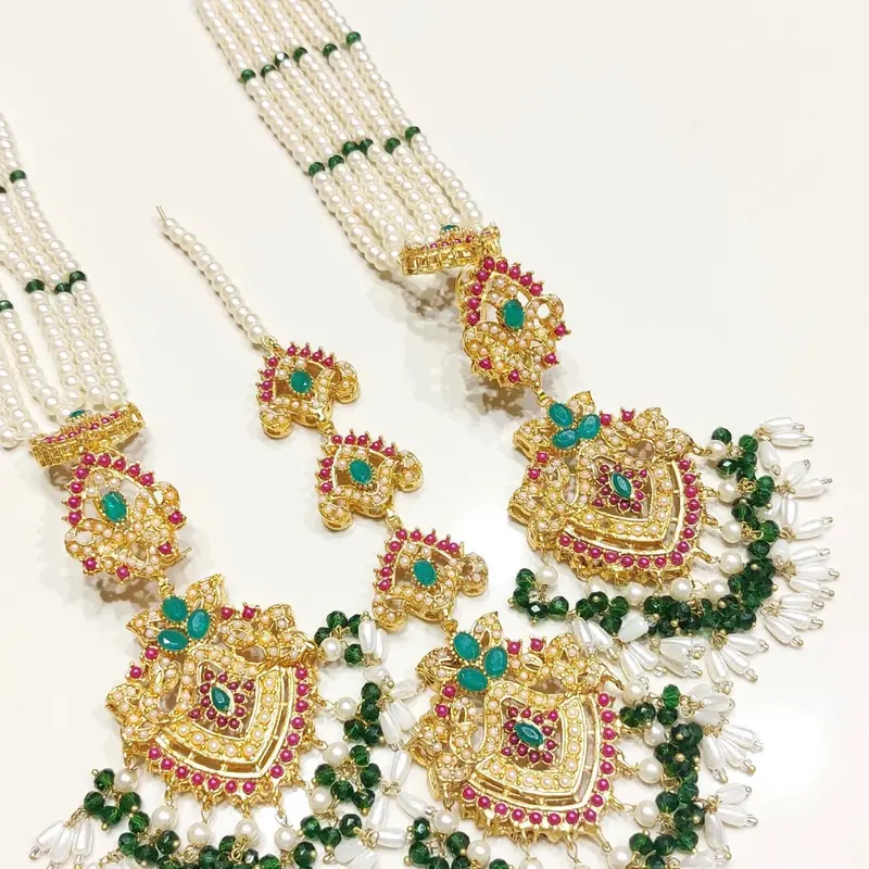 Earring tikka set 3