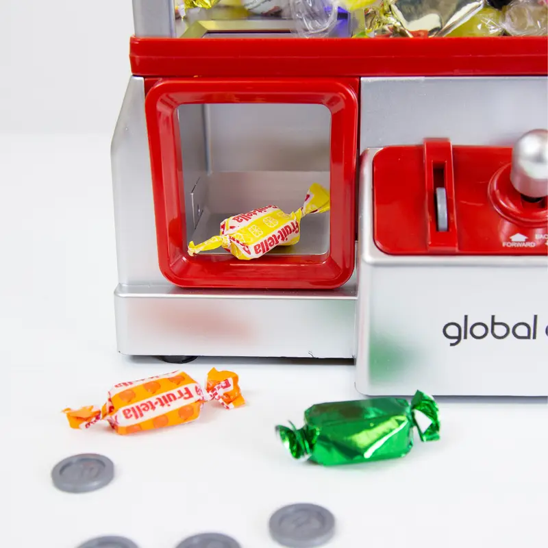 Global Gizmos Candy Grabber Machine / Battery Operated Kids Game / Retro Arcade Attraction / Novelty Sweets Dispenser / Toy Story Claw Game 5