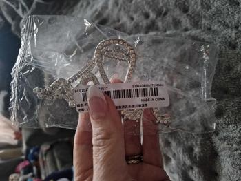 Product Review of Irregular Wavy Shape Design Hair Claw Clip As Gift, Rhinestone Decorated Tassel Hair Claw Clip, Elegant Plain Hair Accessories for Women & Girls, Fashion Accessories for Party and Daily Life from T**y 1