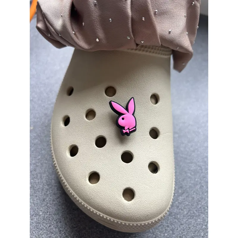 Play pink bunny shoe charm 0
