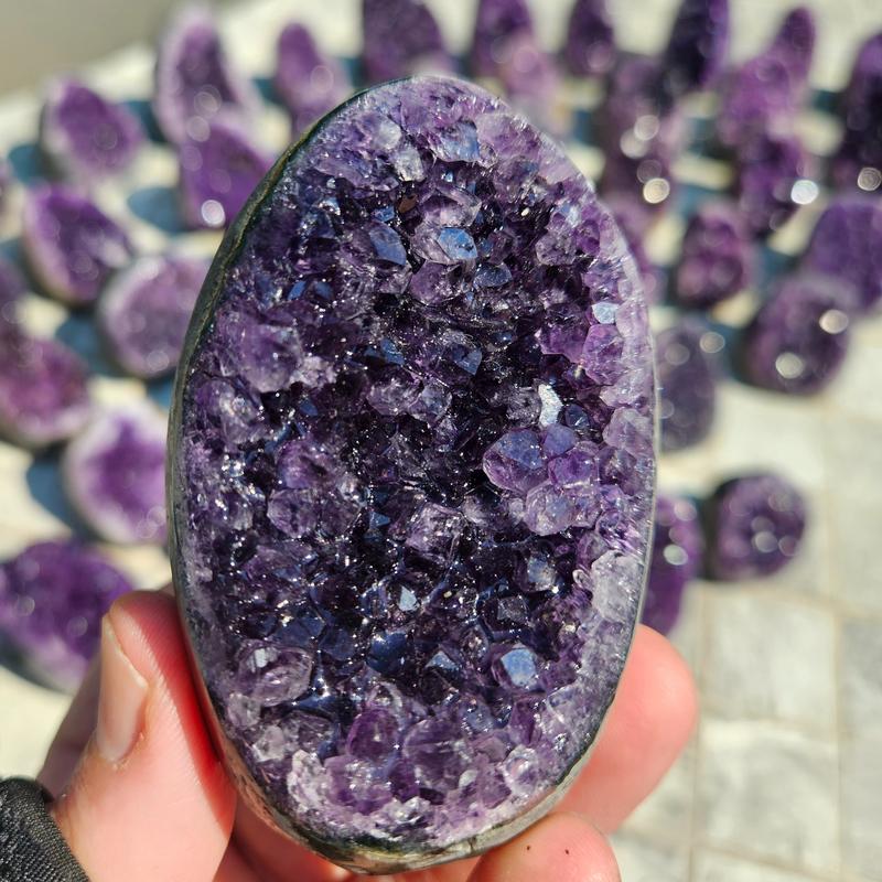 Purple Amethyst from Uruguay high grade Amethyst Cutbase self standing gift raw crystal amethyst 6