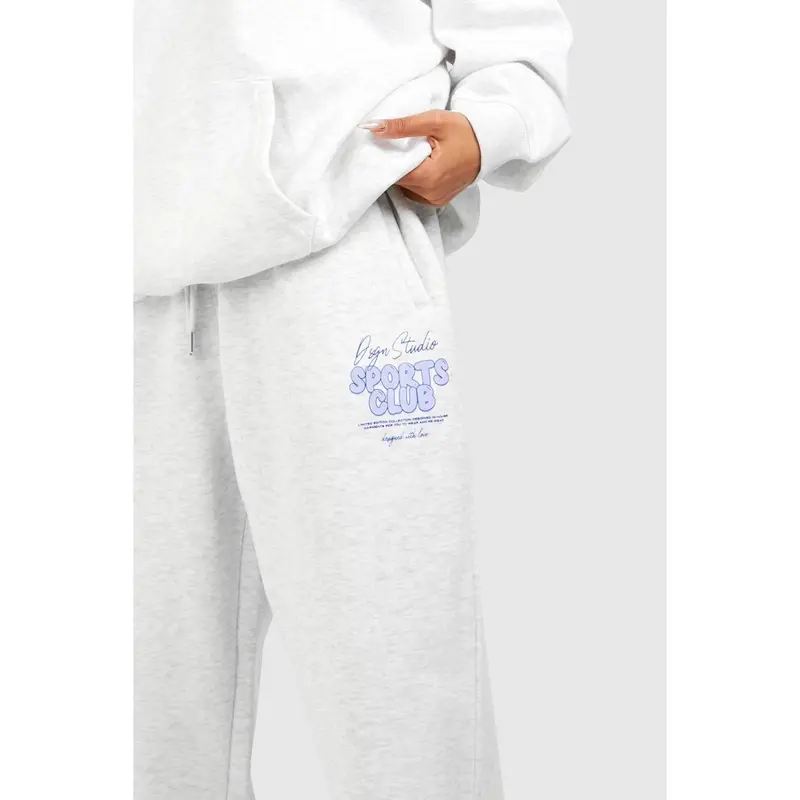 DSGN Studio Sports Bubble Slogan Oversized Jogger 3