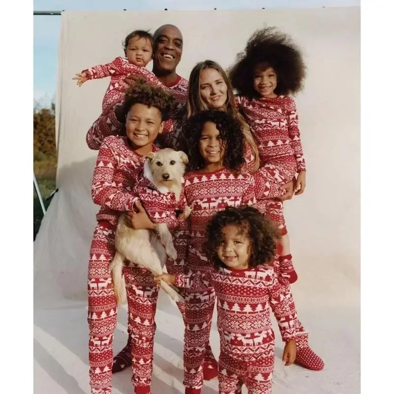 2024 New Year's Costume Christmas Family Matching Pajamas Allover Print Casual Loose Sleepwear Baby Boys Girls Clothes Xmas Look 1