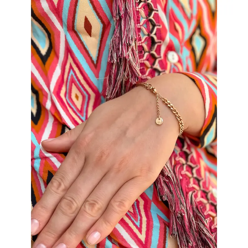 TWISTED | ROSE GOLD 4