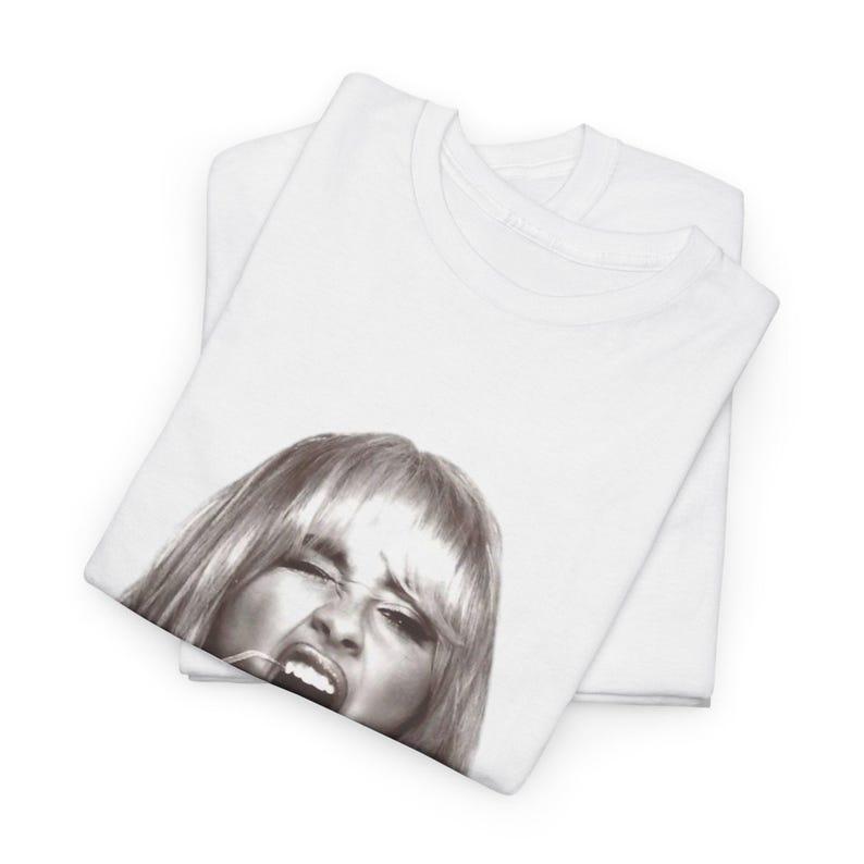 Sabrina Carpenter T-Shirt Unisex Heavy Cotton Tee - T-Shirt Fan Merch Vintage Pop Star Y2K Graphic Tee 3