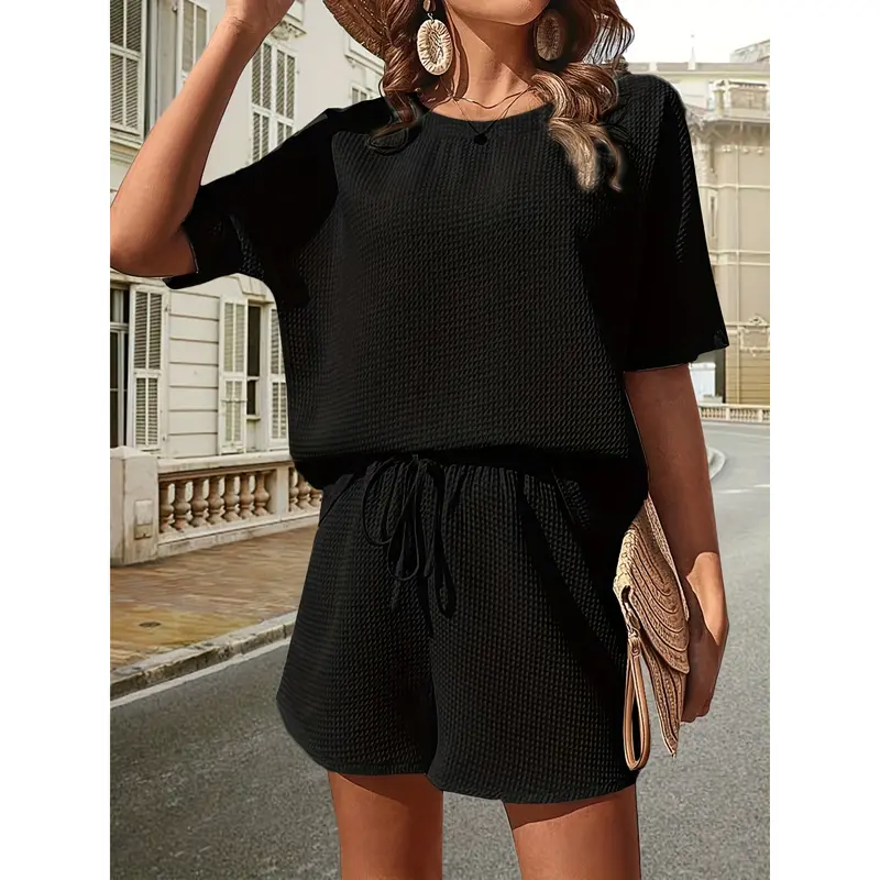 2025 New Women's Batwing Shirt Shorts Two-Piece Short Sleeve Suit 3