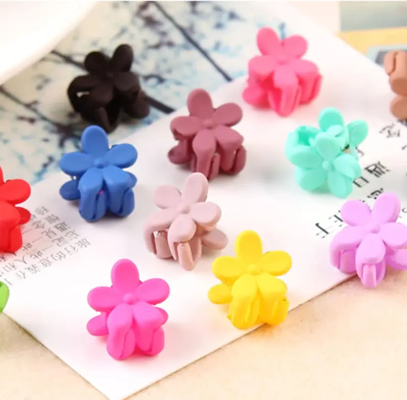 50Pcs Flower Hair Clip 0.51 inch Mini Flower Clips Plastic Hair Claw Clip Small Bangs Hairpin for Women Girls Toddlers 3