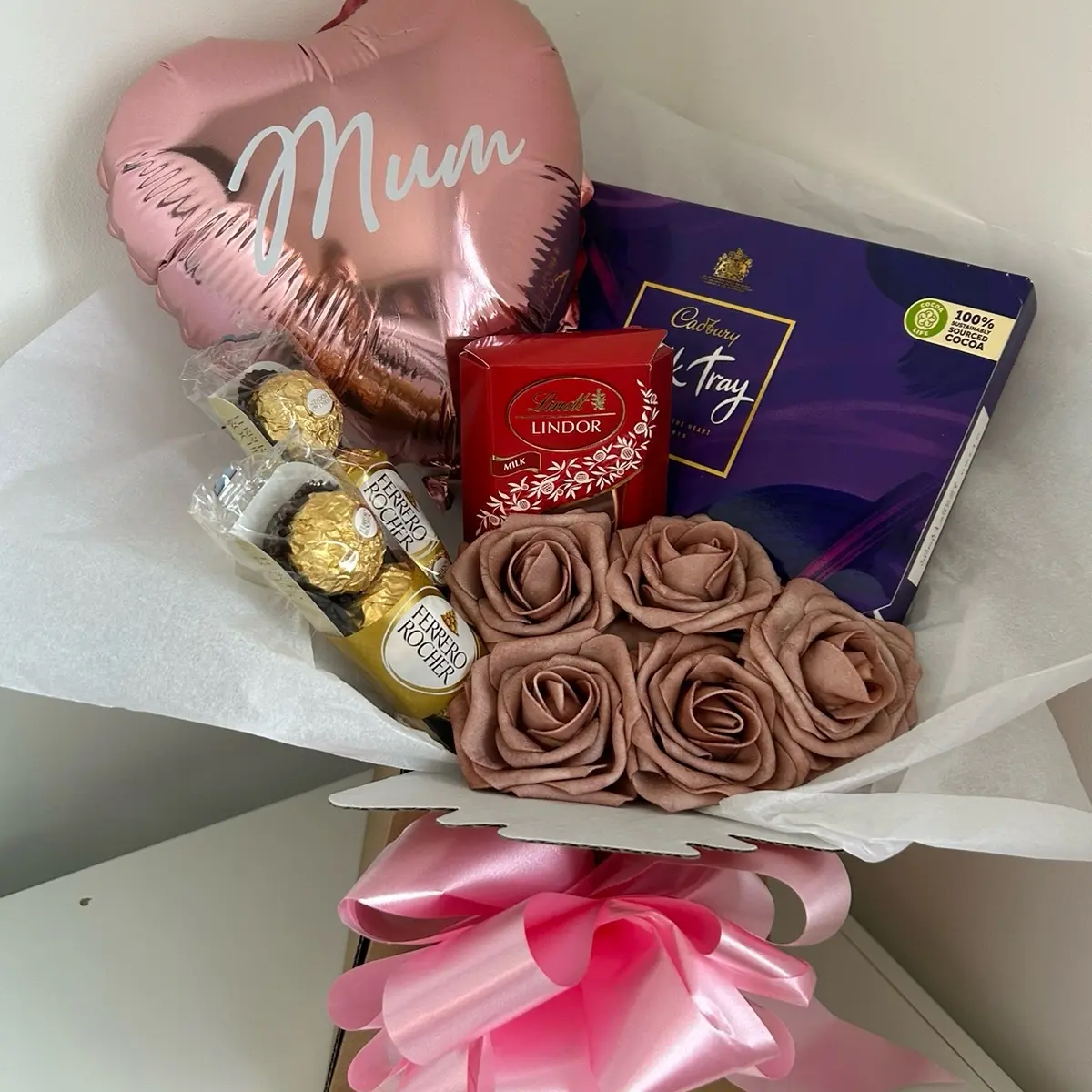 Personalised balloon pretty mixed chocolates bouquet Valentine’s Day