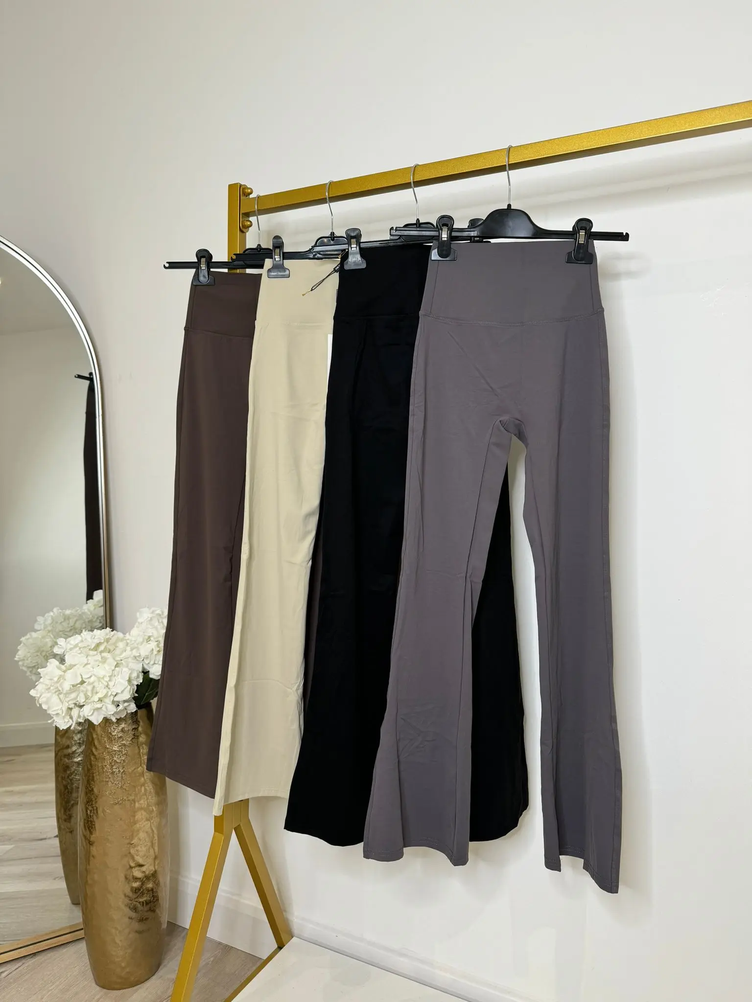 {GLAMDOLL} LIZZIE High Waisted Skulpt Flared Trousers