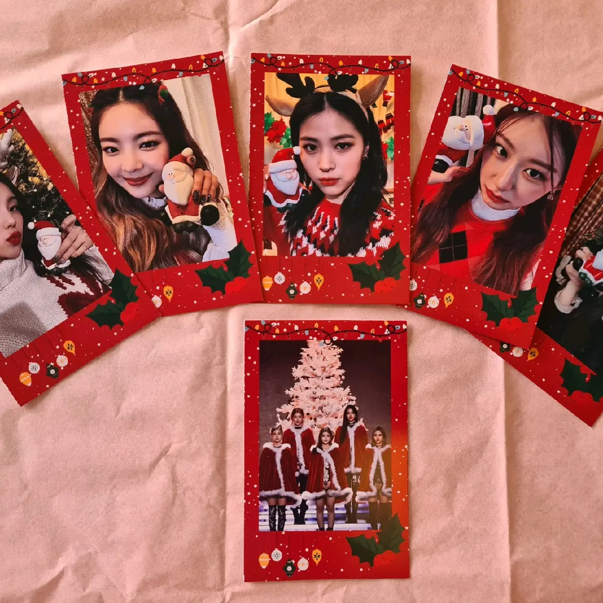 ITZY Christmas Inspired Polcos (Decorated Polaroids) | YEJI RYUJIN LIA CHAERYEONG YUNA | Discount on full set | KPOP Gifts and Merchandise