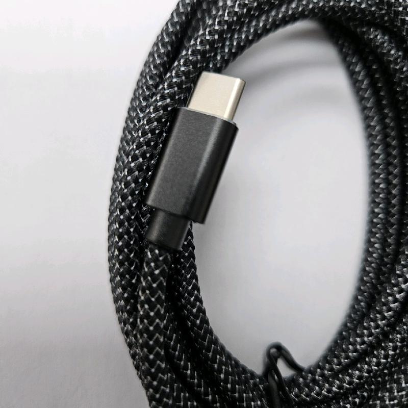 Type C to C Cable with Aluminium Shell and Extra Strong Braided Cable for Fast Charging - Compatible with Smartphones and Cellphones 4