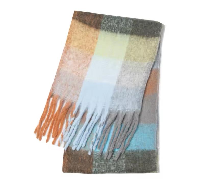 Product Introduction of Women's Winter Thick Scarf for Extra Warmth and Style 3