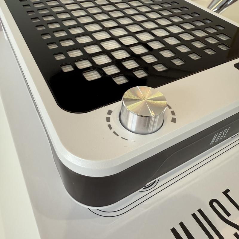 The MUSE Cordless Rechargeable HEPA Filter Dust Extractor 6