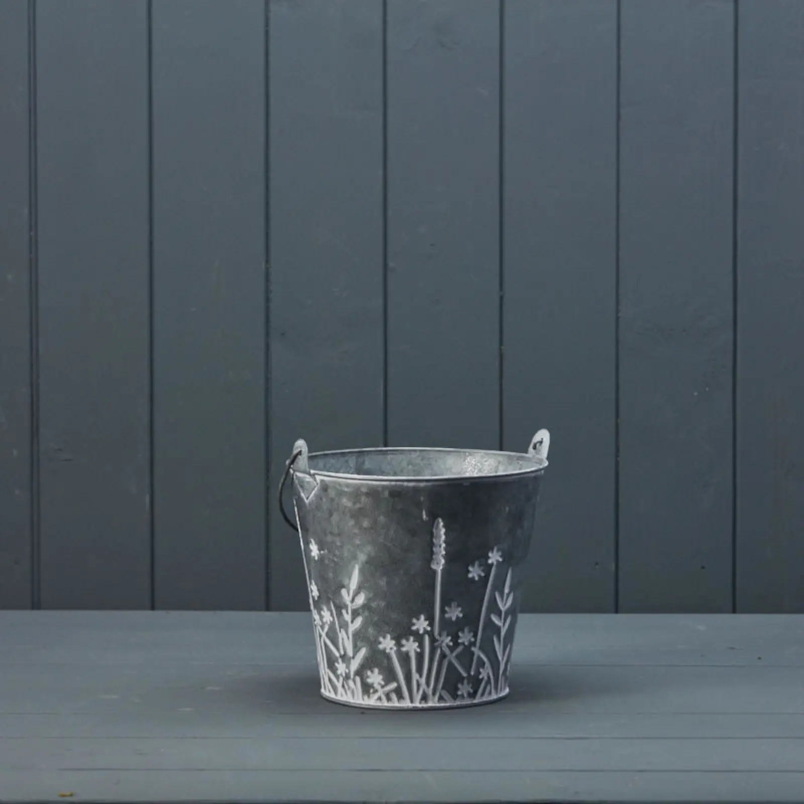 Meadow Design Bucket Planter - 17.5cm
