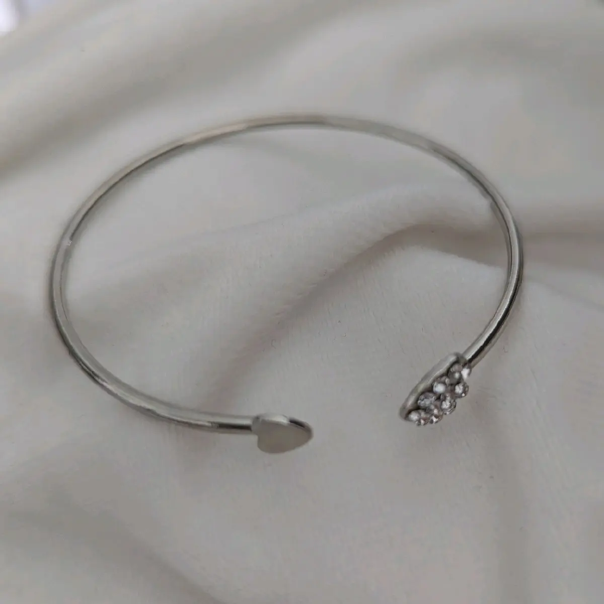 Double Peach Heart Bracelet with Rhinestones - Silver