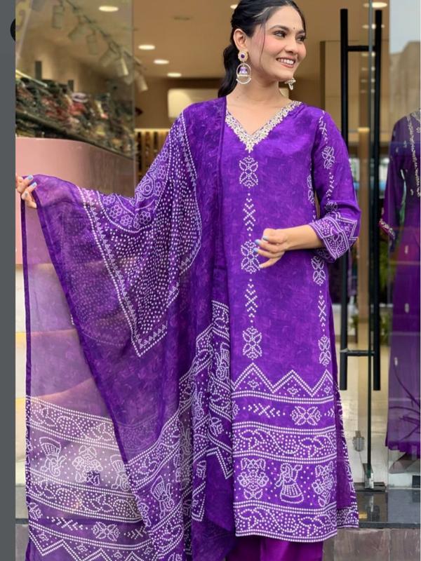 Women's Pakistani Style Traditional French Crepe Fabric Top, Viscos Gadhval Fabric Bottom and Chanderi Dupatta Ready to wear 7