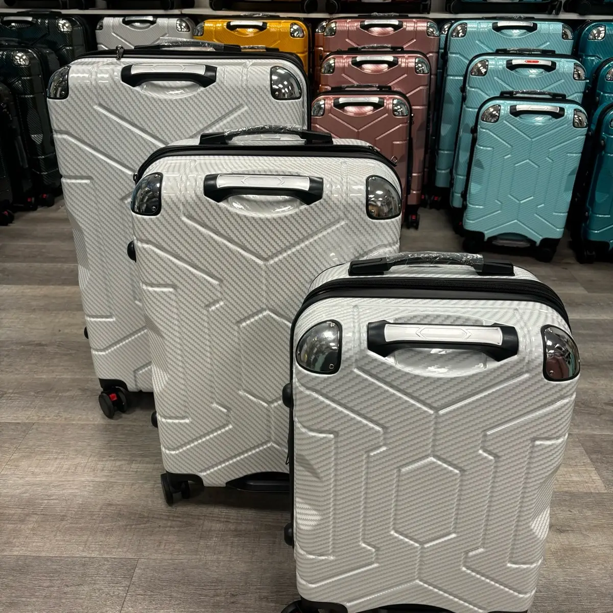 EXCLUSIVE ATL DUBAI WHITE PC MATERIAL SUITCASE 28 26 22 INCH 4 360 WHEELS LIGHTWEIGHT