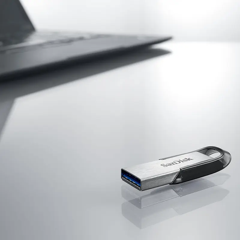 SanDisk 128GB Ultra Flair USB 3.0 Flash Drive USB stick, Memory stick with transfer speeds up to 150 MB/s, Password protection, Durable, Sleek Metal Casing Silver/Black 3