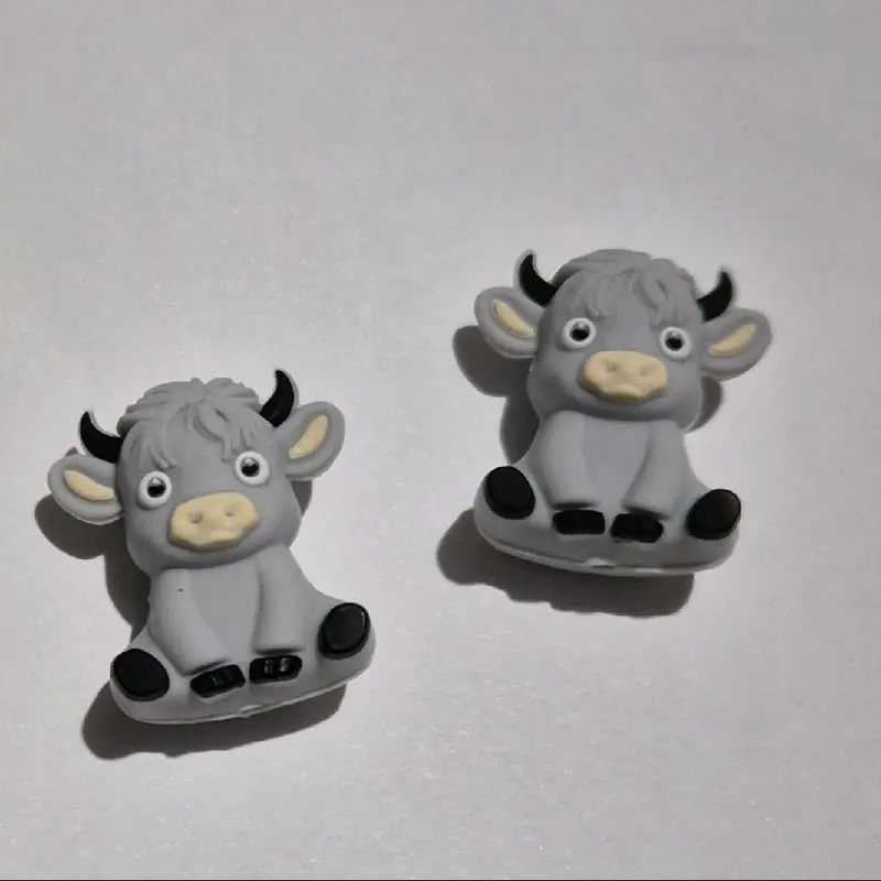 Highland cow focals 7