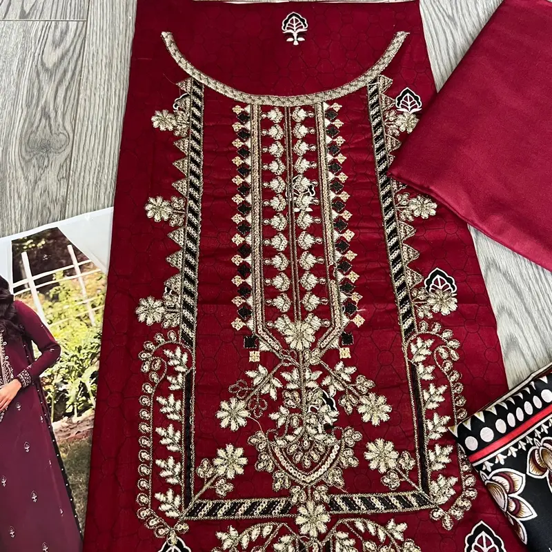 Embroidered lawn 3 piece. Lawn dupatta. Unstitched. Pakistani/Indian summer outfit. Casual. 7