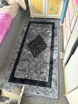 Product Review of DIAMOND SHAPED GREEKY NON SLIP MACHINE WASHABLE GREEKY DESIGN SOFT 160X230CM AND 200X300CM from t**h 0