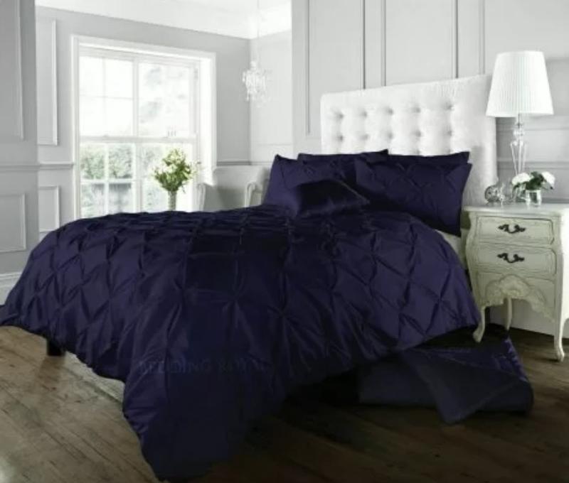 Product Introduction of Alexander duvet covers for bedding Alexander PinTuck Quilt Duvet Cover with Matching Pillow Case Reversible Comfortable Bedding Set Home Decor 7