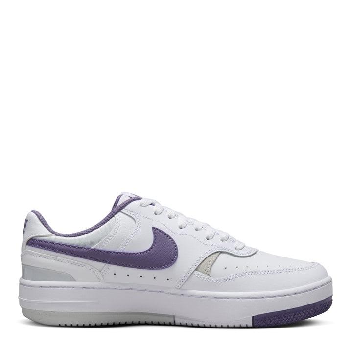 Nike Womens Gamma Force Low Trainers 5