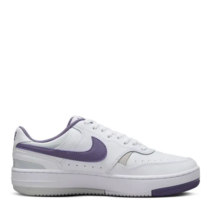 Nike Womens Gamma Force Low Trainers 5