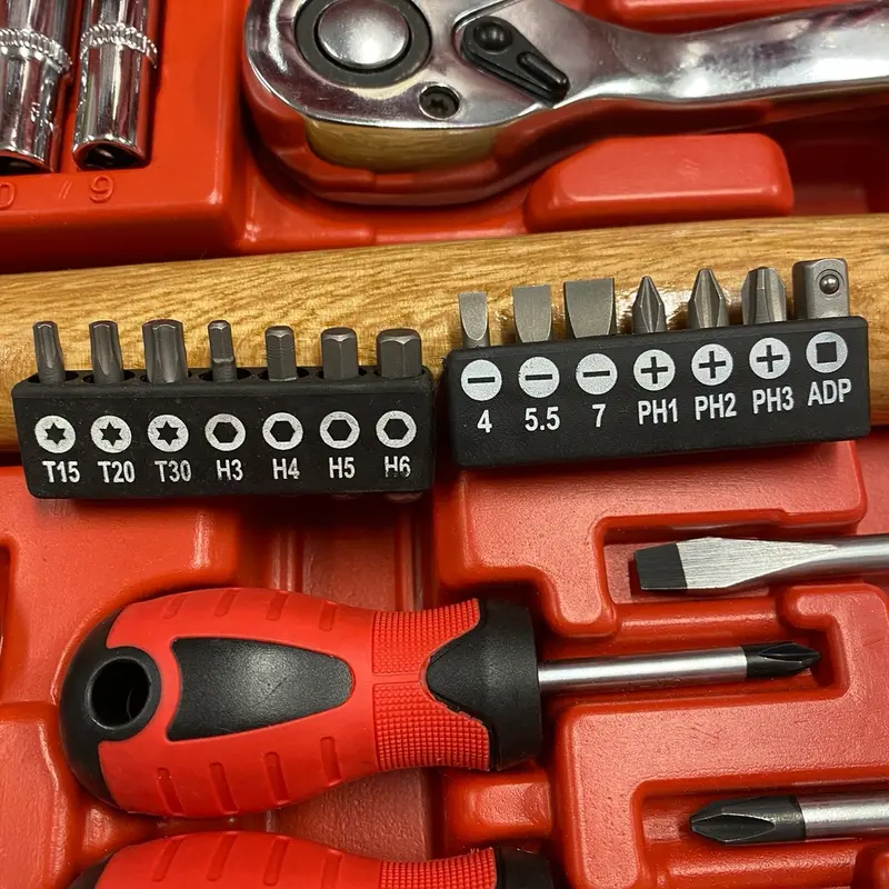 Neilsen 101 Piece Tool Set with 1/2" Drive Sockets, Spark Plug Sockets, and 25mm Adaptor ratchet mechanic tools 6