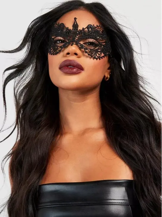 boohoo Masked Ball Openwork Halloween Mask Accessories 0