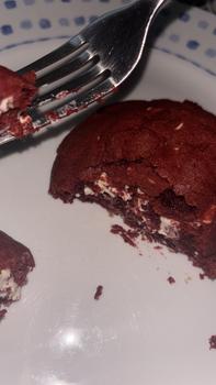 Product Review of Red Velvet White Chocolate Chunky Cookie - Delicious Belgian Chocolate Chunks - Snack, Biscuit, Cooky from b**🏻 0