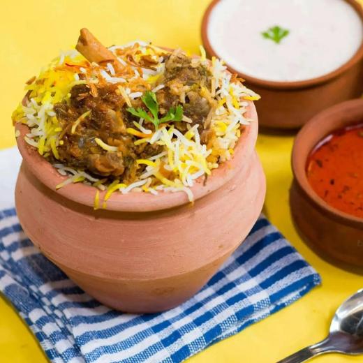 Matka Chicken Egg Biryani, unglazed earthen clay/handi pots 800ml, 14x14cm lided Cookware Traditional Meat honey pot red with handle 2