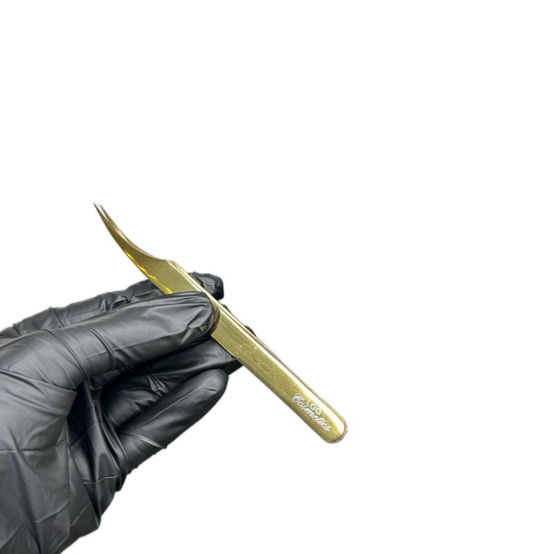 LGG Cosmetics Gold Edition Eyelash Tweezers 3