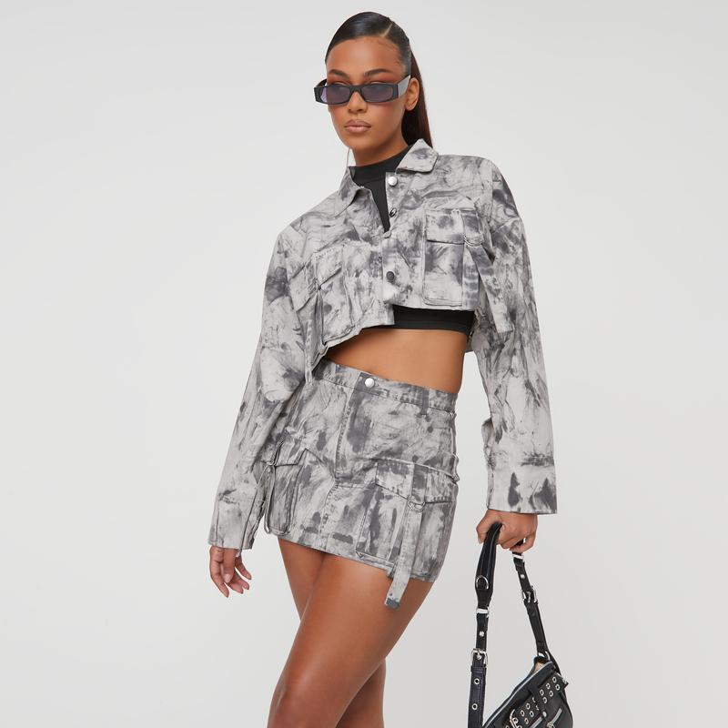 Oversized Belt Detail Cargo Cropped Jacket 1