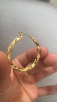 Product Review of Women's Elegant Texture Metal Hoop Earrings, Gorgeous Trendy Hoop Earrings, Fashionable Vintage Jewelry As Birthday Gift from T** D**s 0