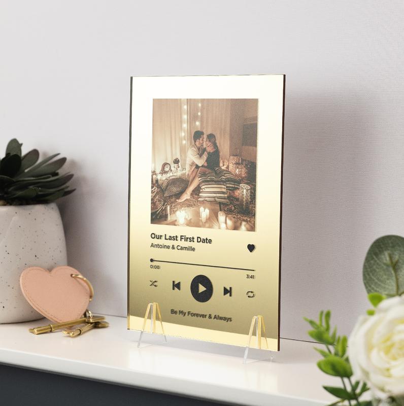 Personalised Song Plaque With Stand Music Plaque Playlist, Any Photo / Song Photo Music Gift 6