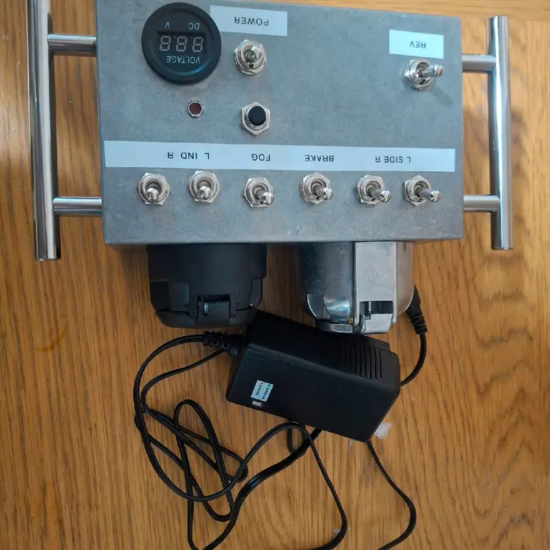 Trailer Light Tester - Professional Handheld Tool for Testing Trailer Lights 6