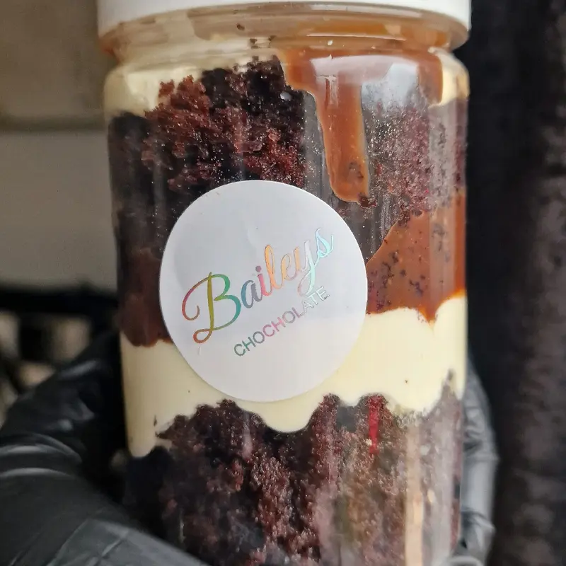 Cake Jars by Dhoneydesserts- Perfect for Any Occasion 4