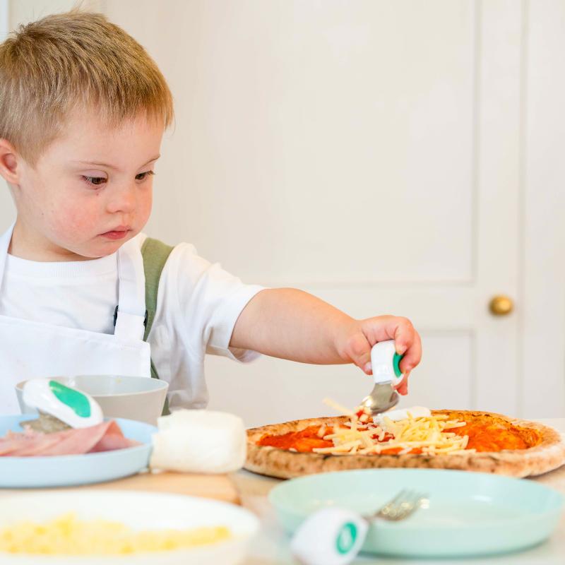 doddl - full Mealtime Set for Baby To Toddler, includes Baby Spoon and Fork, Aqua Suction Bowl, Toddler Spoon Fork and Knife Set with Carry Case and Toddler Plate 9