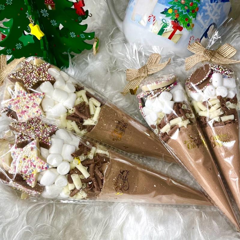 Large Luxury Hot Chocolate Cones with Mega Snowies and Chocolate Stars. 3