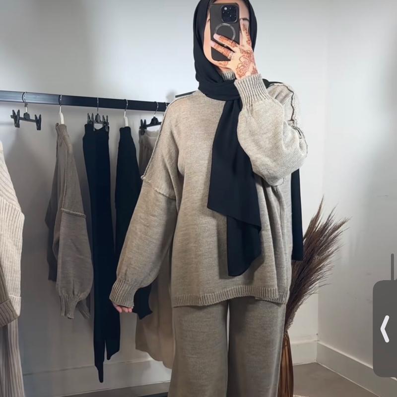 Round high neck knit Coord set 7