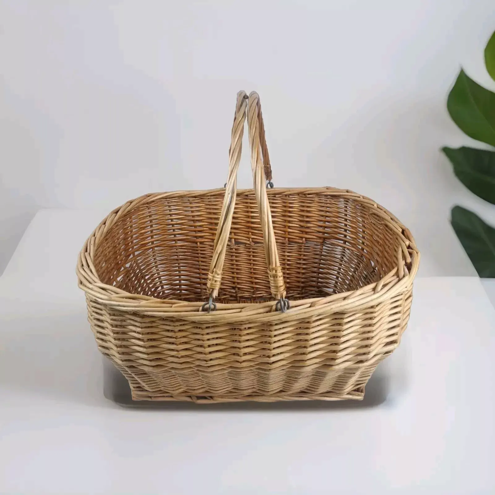 Large Picnic Wicker Basket Rustic Empty Gift Woven apx 19x10"