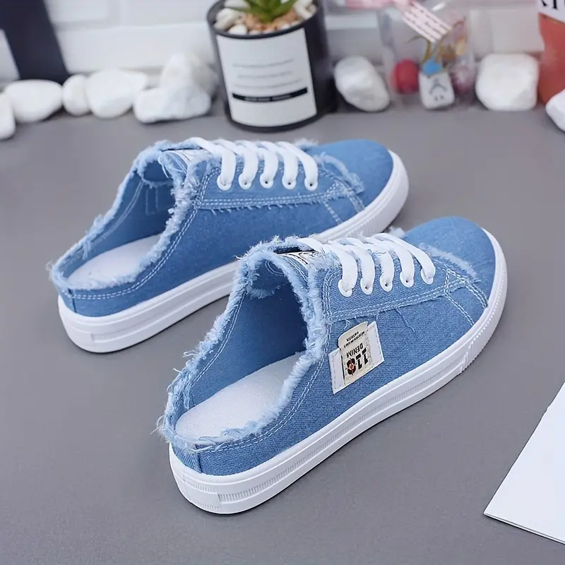 2025[Home Relaxation] Women's White Slip-On Loafers - Breathable, Comfortable Casual Shoes with Round Toe and Rubber Sole for All-Day Wear, Cute Shoes Sandals Footwear Girl